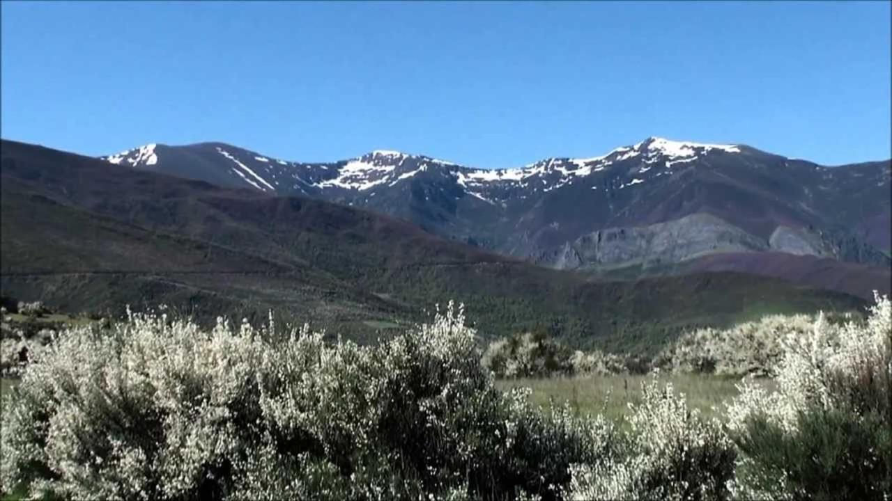 Ponferrada Miranda Leilighet Eksteriør bilde